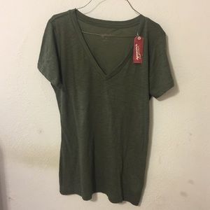 Olive Green Medium V-Neck shirt